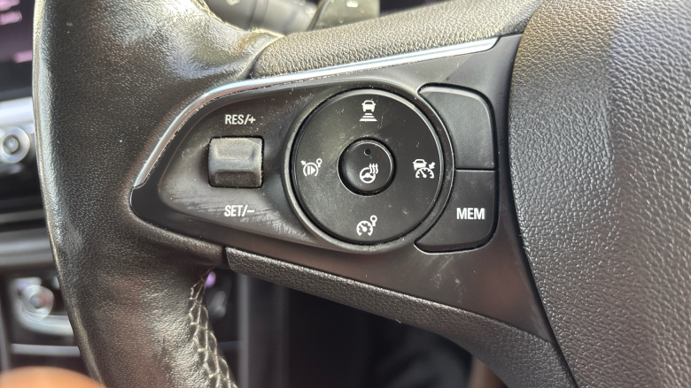 Vauxhall Grandland 1.2 Turbo Ultimate 5dr Auto Petrol Hatchback